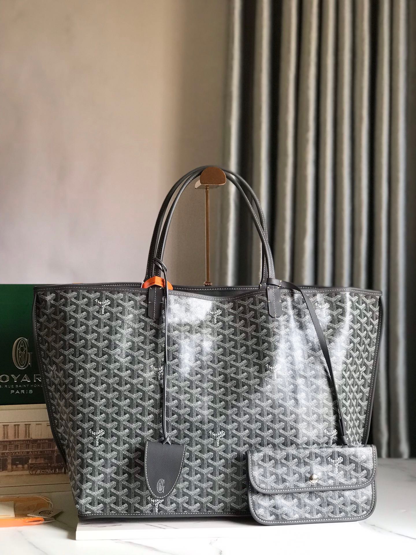 고야드 Goyard  토트 백