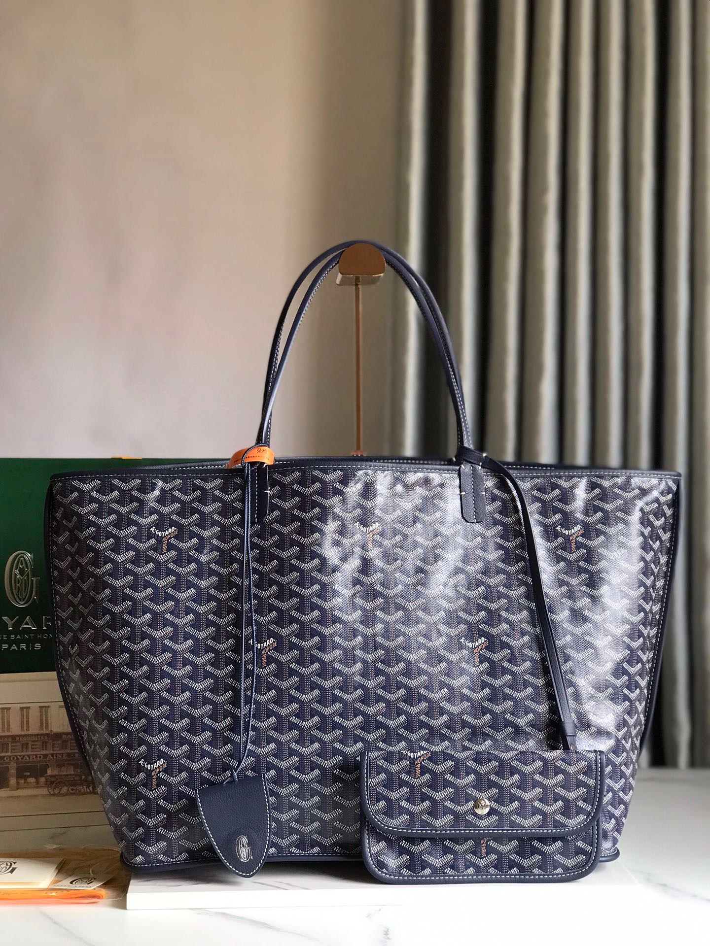 고야드 Goyard  토트 백