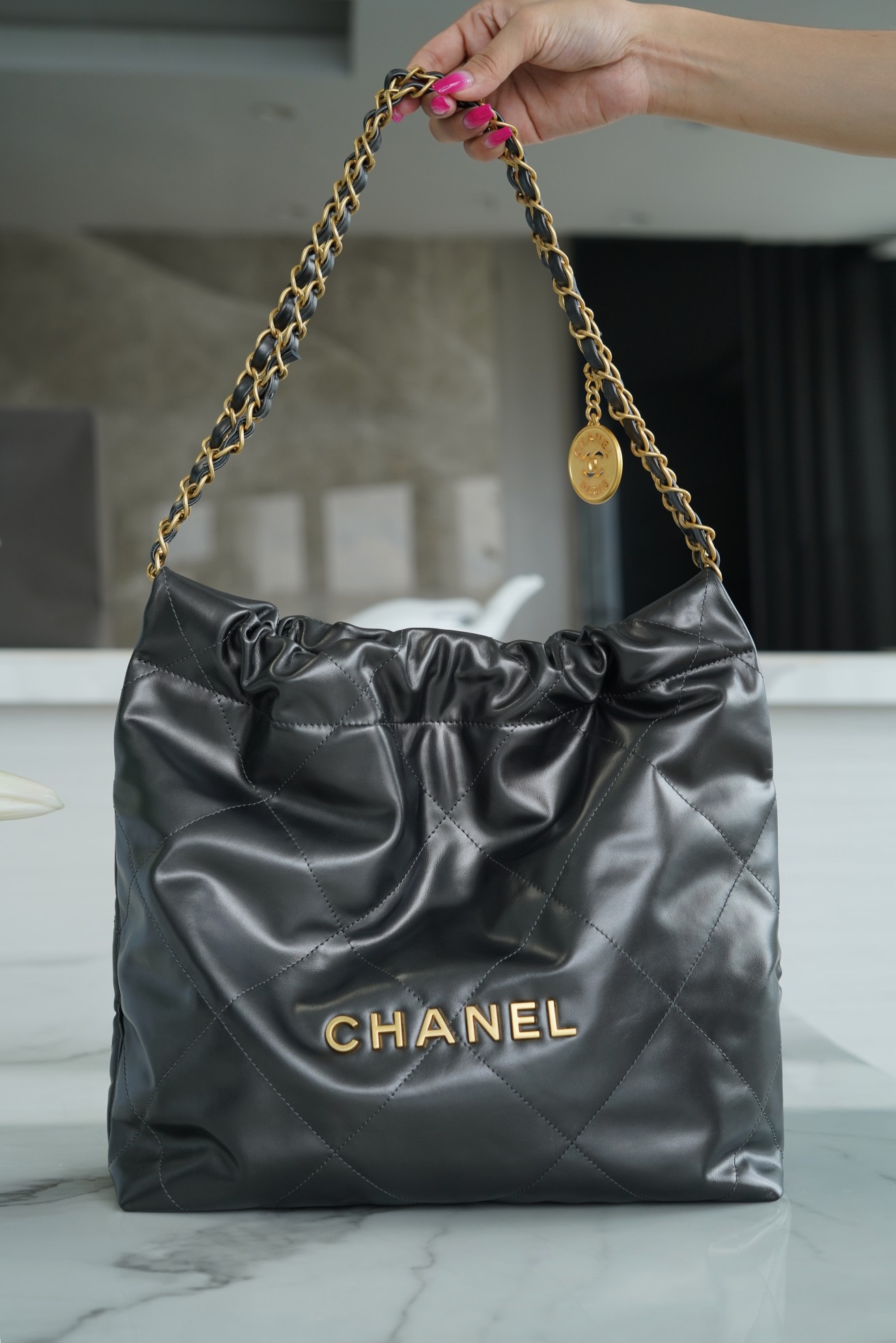 샤넬 CHANEL 22 스몰 핸드백 35CM