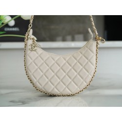 샤넬 CHANEL  스몰 호보 백 15CM