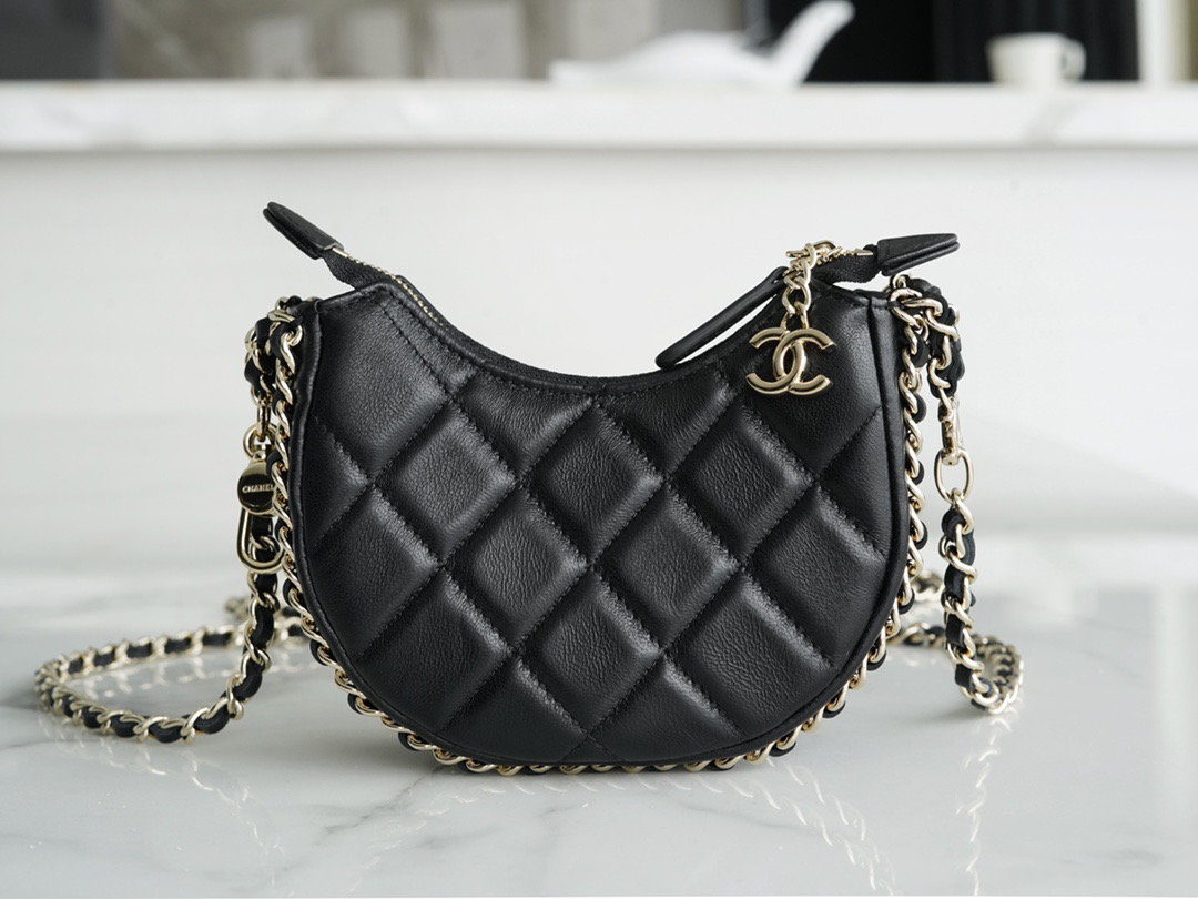 샤넬 CHANEL  스몰 호보 백 10.5CM