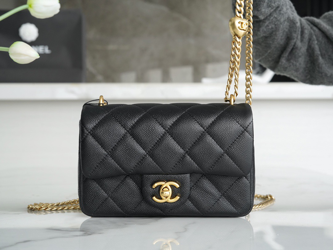 샤넬 CHANEL  미니 플랩 백 19CM