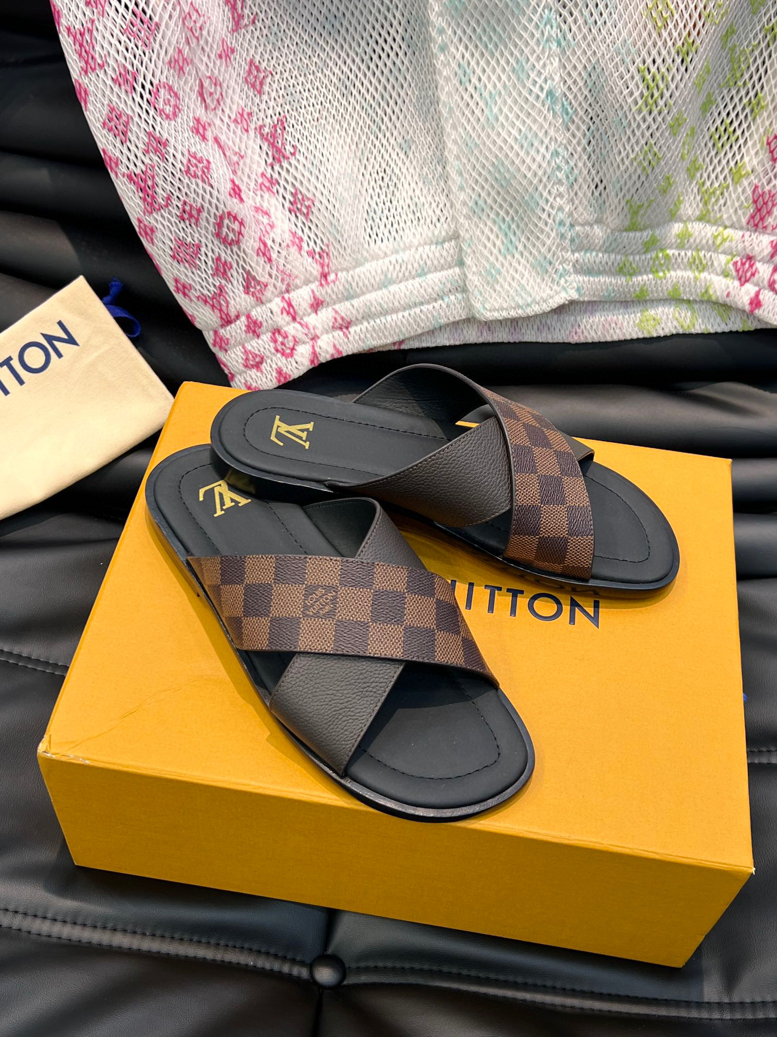 루이비통 Louis Vuitton 실내화