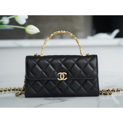 샤넬 CHANEL 핸들 장식의 스몰 플랩 백 18CM