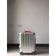 리모와 rimowa 캐빈 케이스