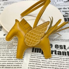에르메스 HERMES 로데오 페가수스  참 장식 Rodeo Pegase Charm