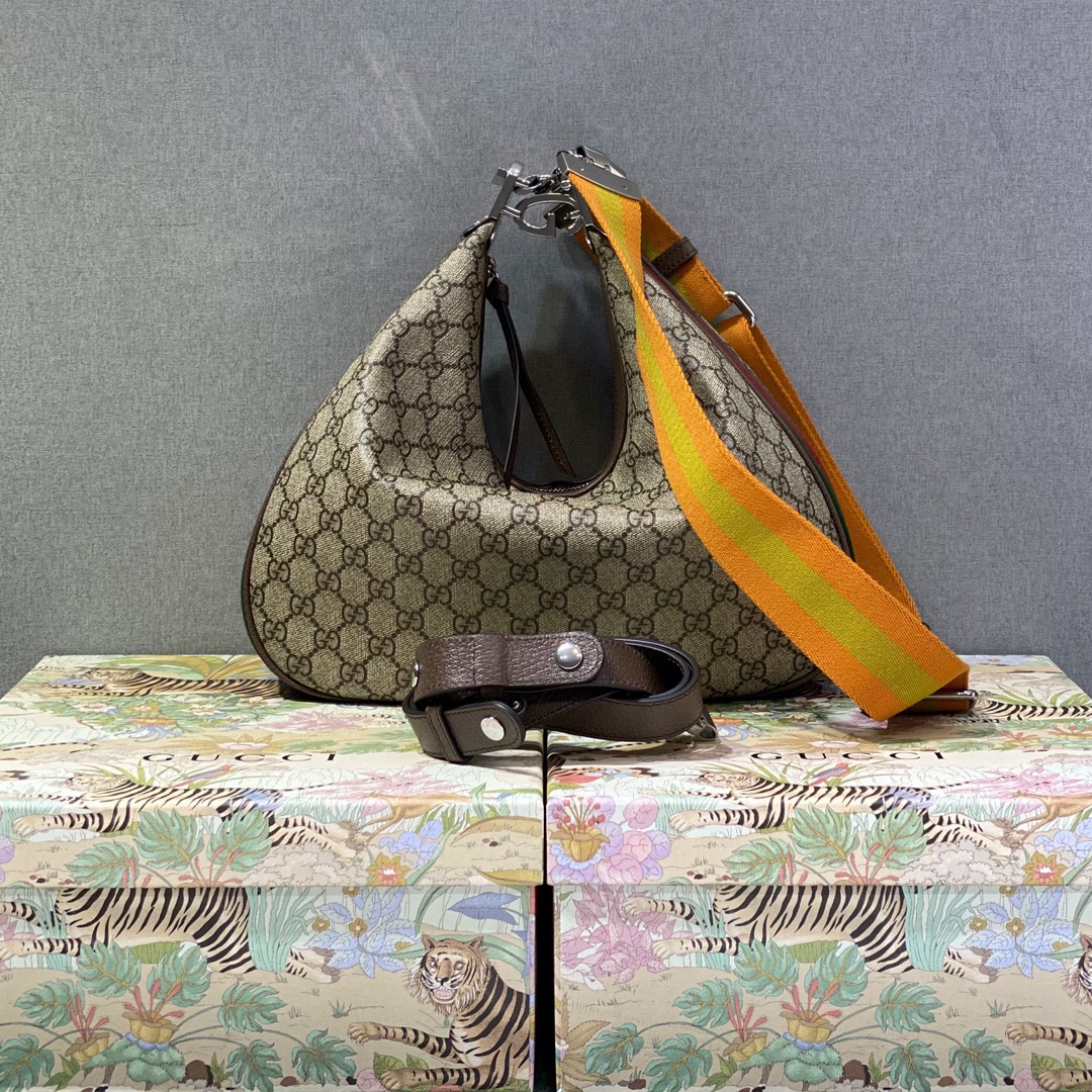 구찌 Gucci Gucci Attache 라지 숄더백 702823 35CM