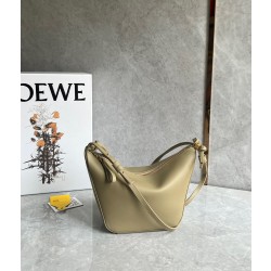 로에베 Loewe  숄더백 28CM