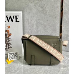 로에베 Loewe 크로스 백 24.5CM