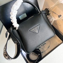 프라다 Prada 1BC145 크로스 백 23CM