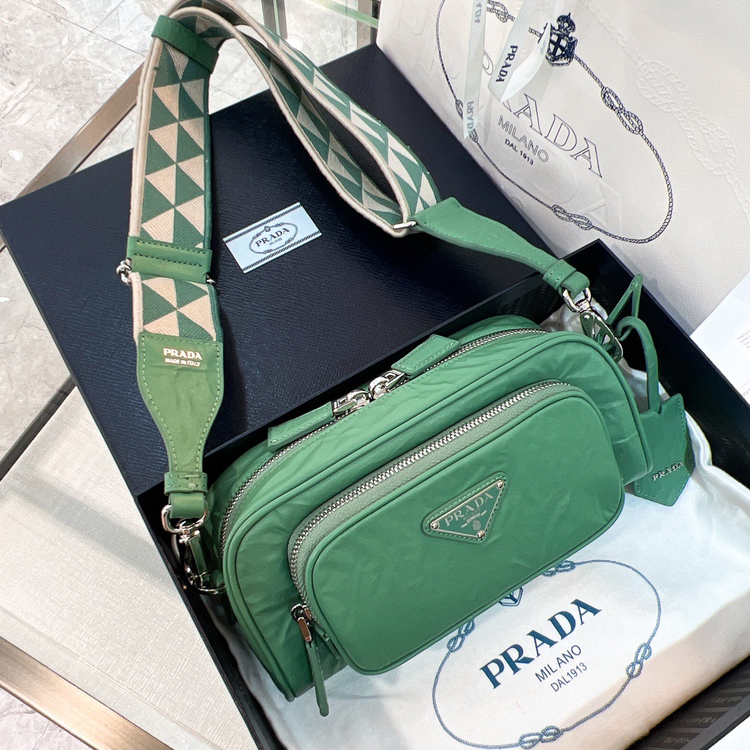 프라다 Prada 1BH198 크로스 백 22CM