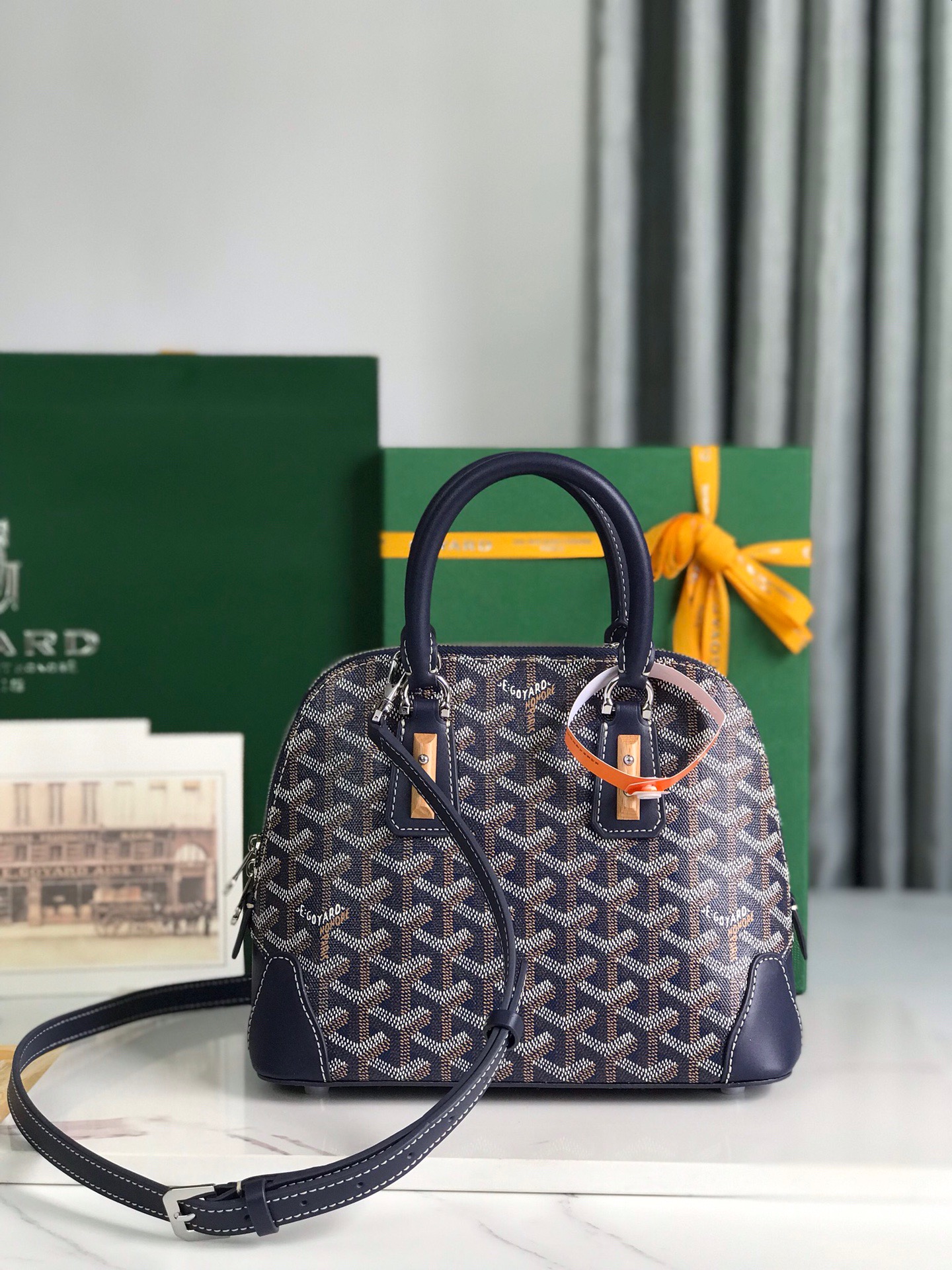 고야드 Goyard 탑 핸들백 23CM