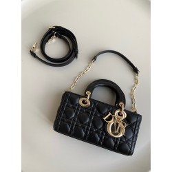 디올 Dior D-Joy bag 탑 핸들백 22.5CM