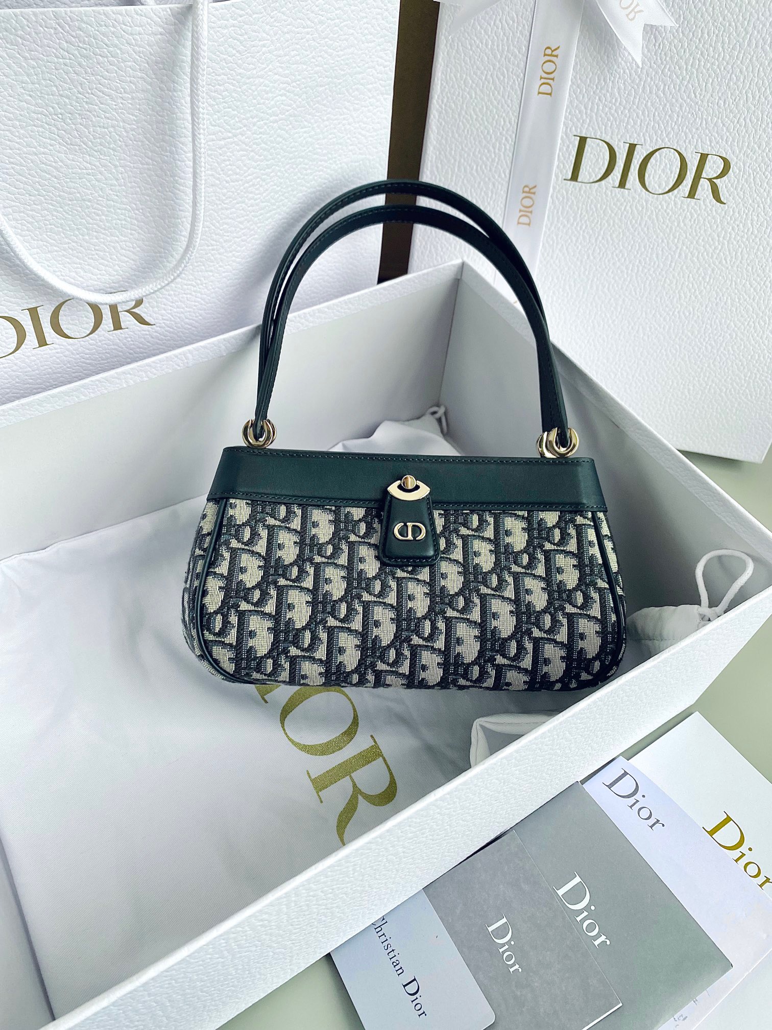 디올 Dior 탑 핸들백 22CM