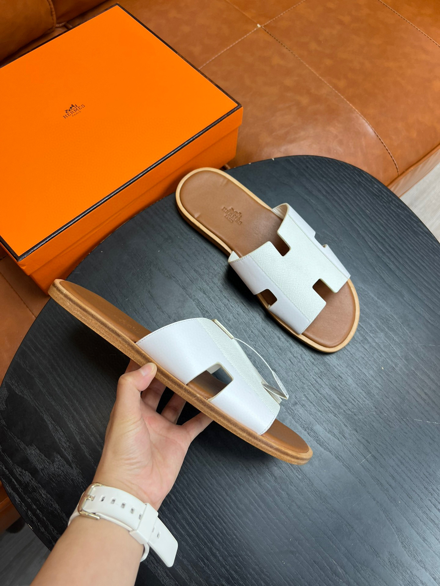 에르메스 Hermes 슬리퍼