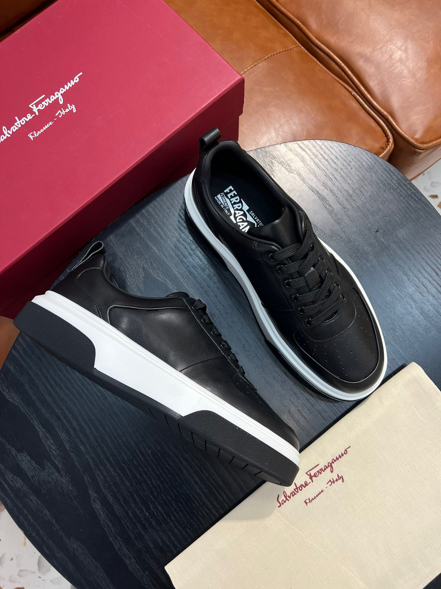 살바토레 페라가모 Salvatore Ferragamo 스니커즈