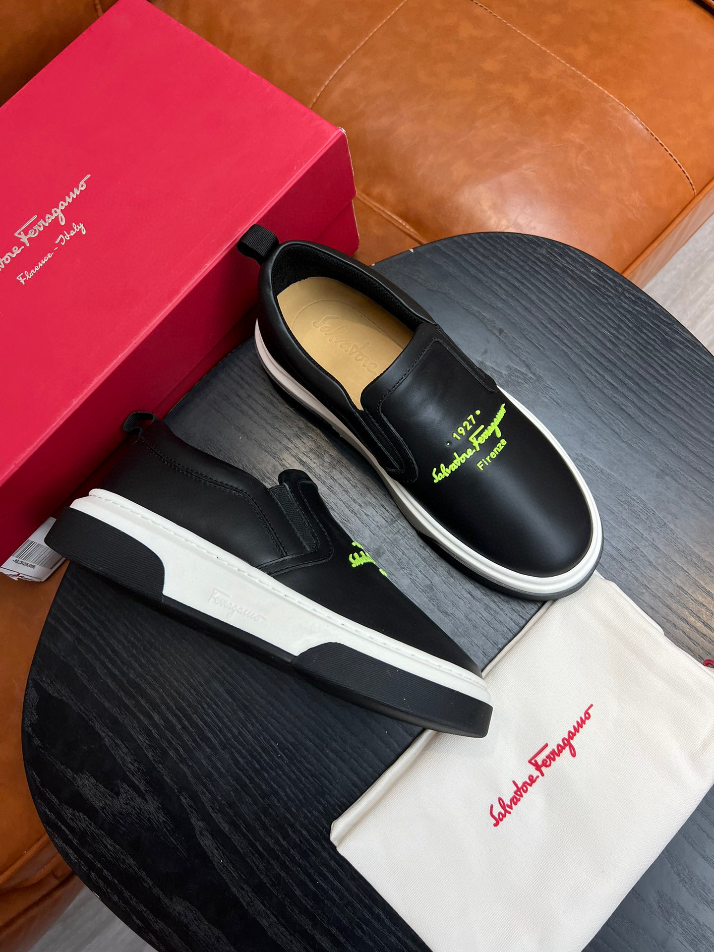 살바토레 페라가모 Salvatore Ferragamo 로퍼
