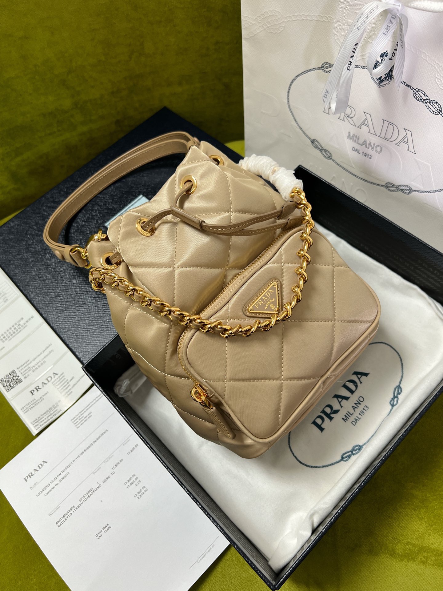 프라다 Prada 1BH038 버킷 백 22.5CM