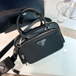 프라다 Prada 1BB099 숄더백 24CM