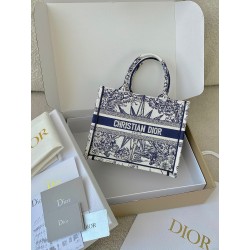 디올 Dior Book tote  토트 백 26.5CM