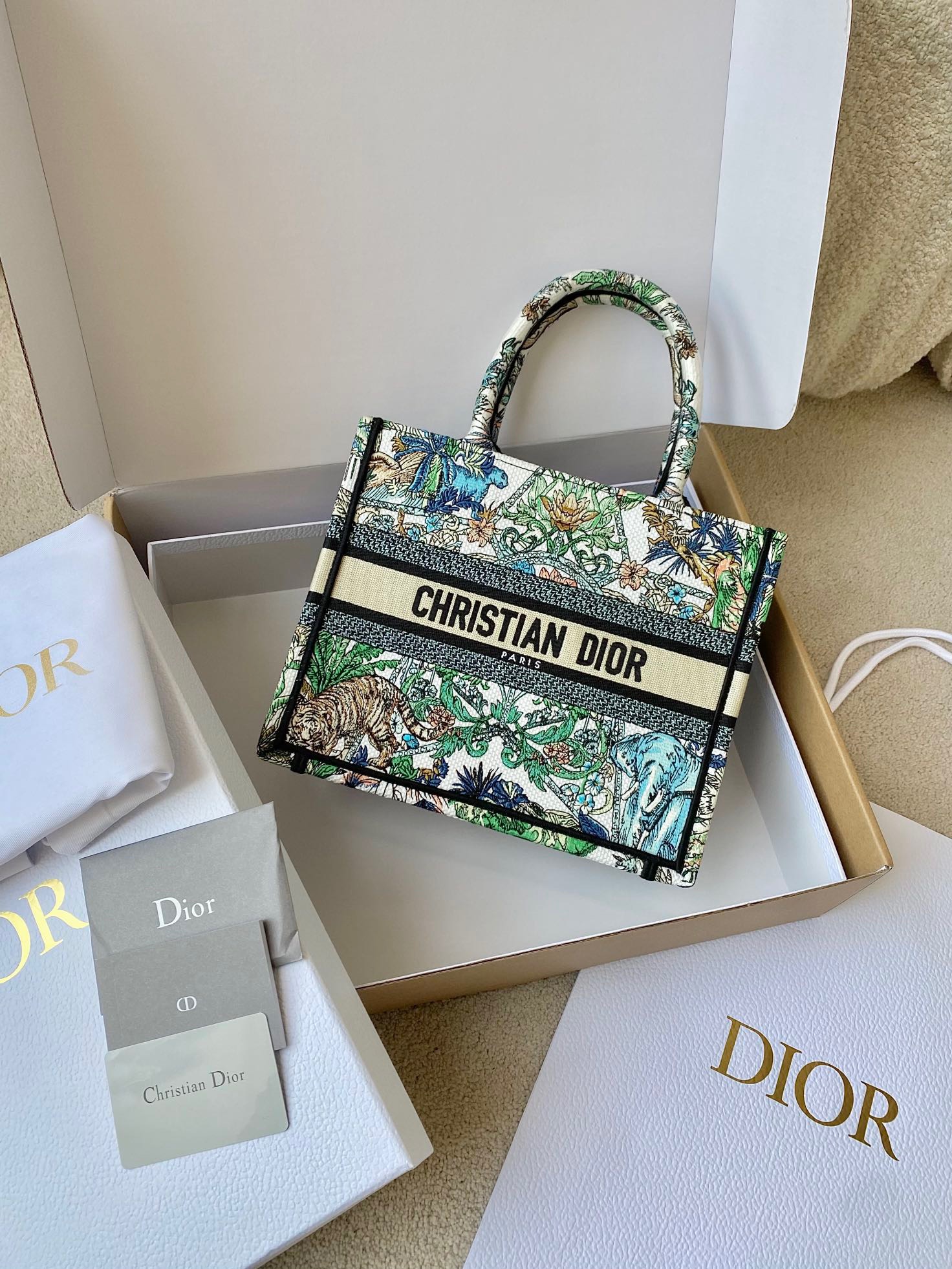 디올 Dior Book tote  토트 백 26.5CM