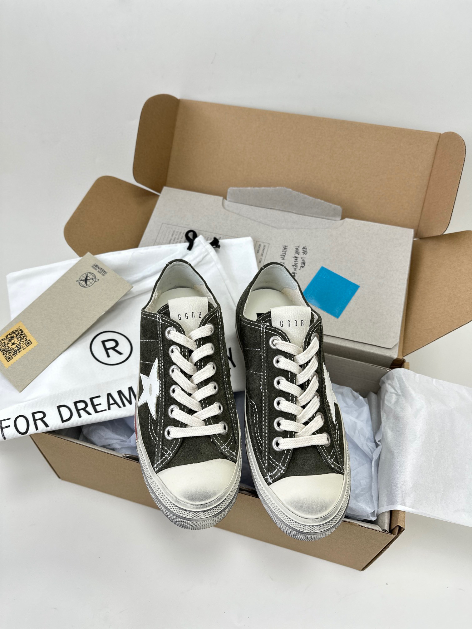 골든구스 Golden Goose 스니커즈