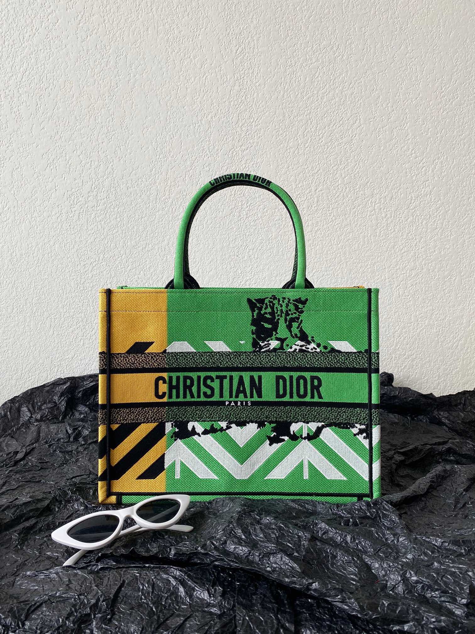 디올 Dior Book tote  토트 백 36CM