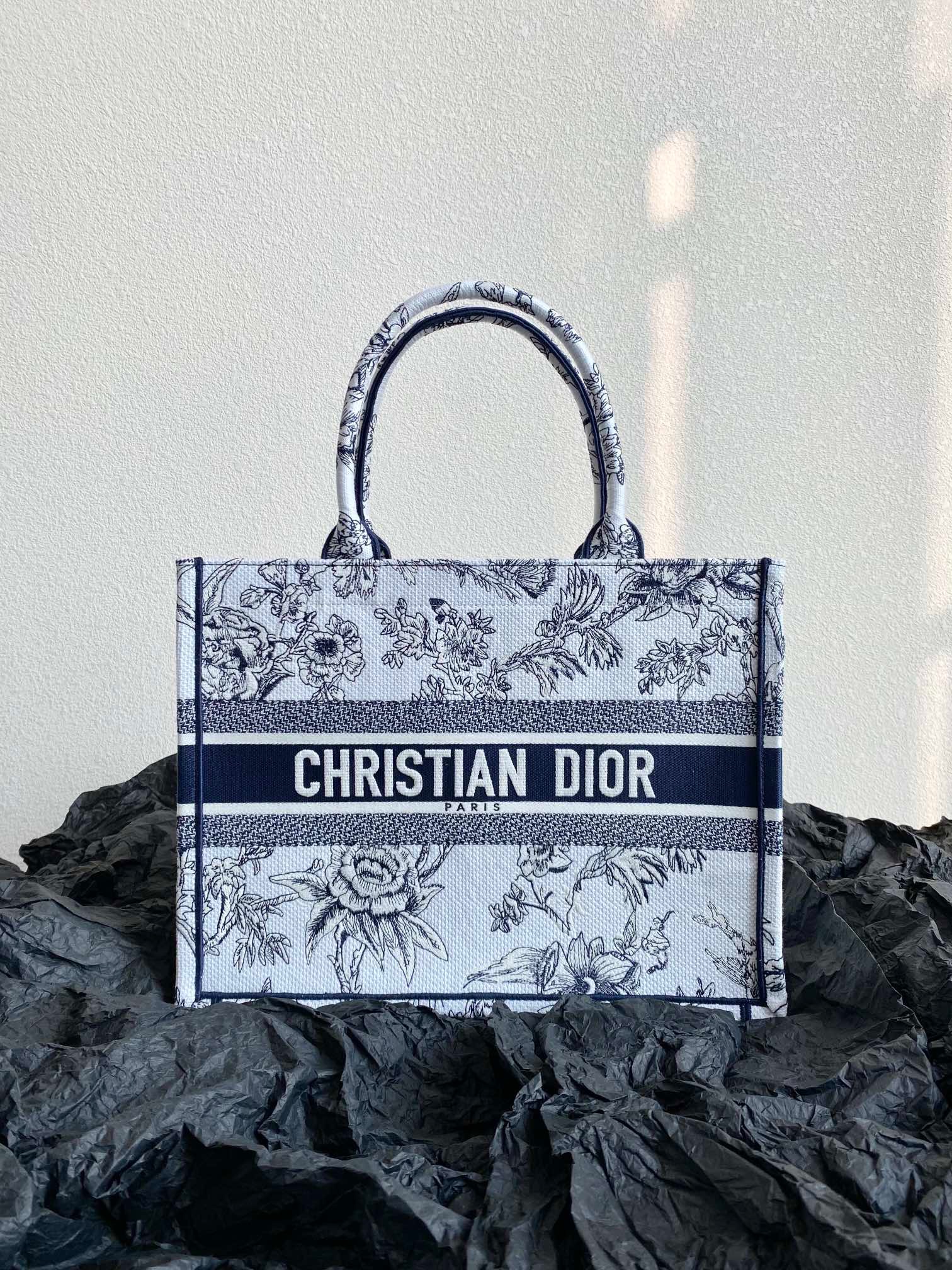 디올 Dior Book tote  토트 백 36CM