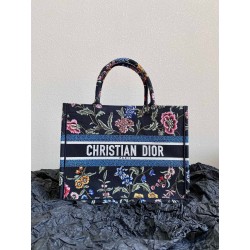 디올 Dior Book tote  토트 백 36CM