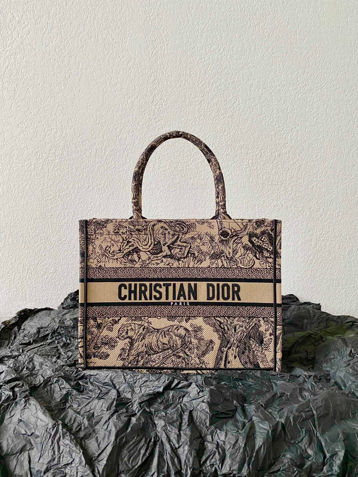 디올 Dior Book tote  토트 백 36CM