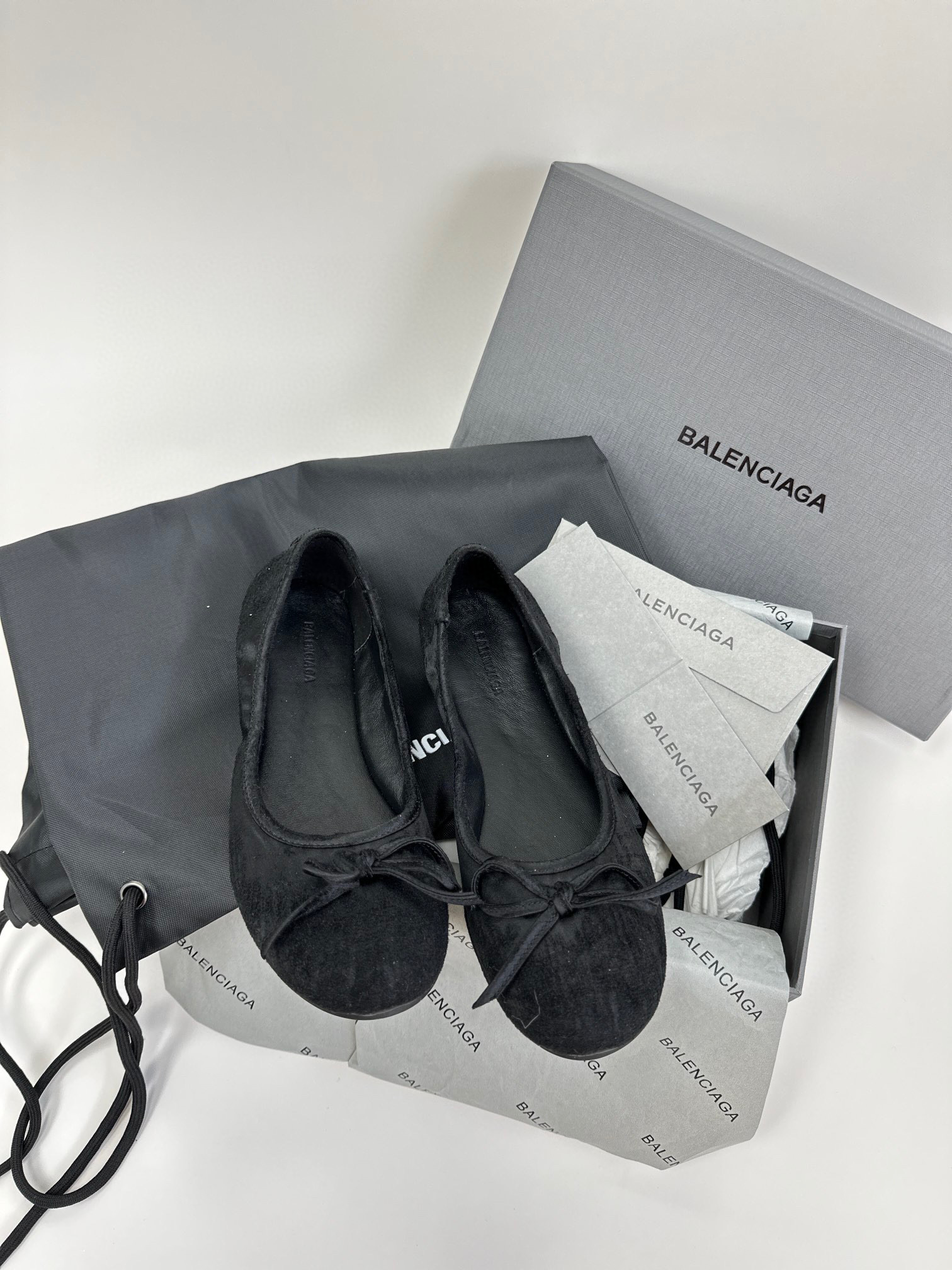 발렌시아가 Balenciaga 레오폴드 발레리나 블랙