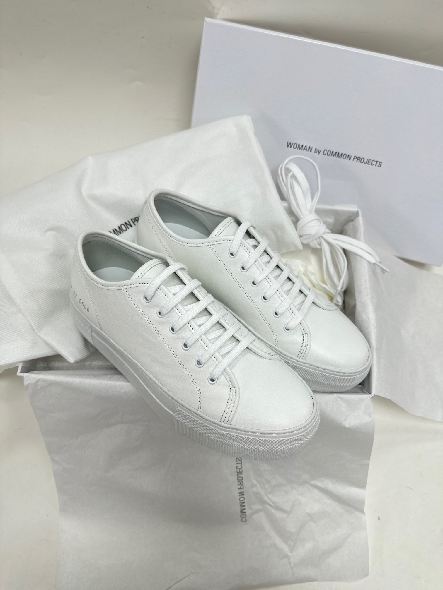 커먼 프로젝트 Common Projects 오리지날 아킬레스 로우 화이트