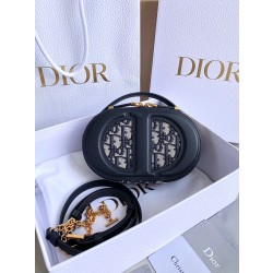 디올 Dior Signature 크로스 백 18CM