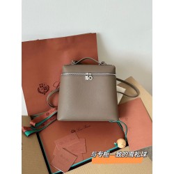 로로 피아나 Loro Piana Extra pocket 백팩 23.5CM