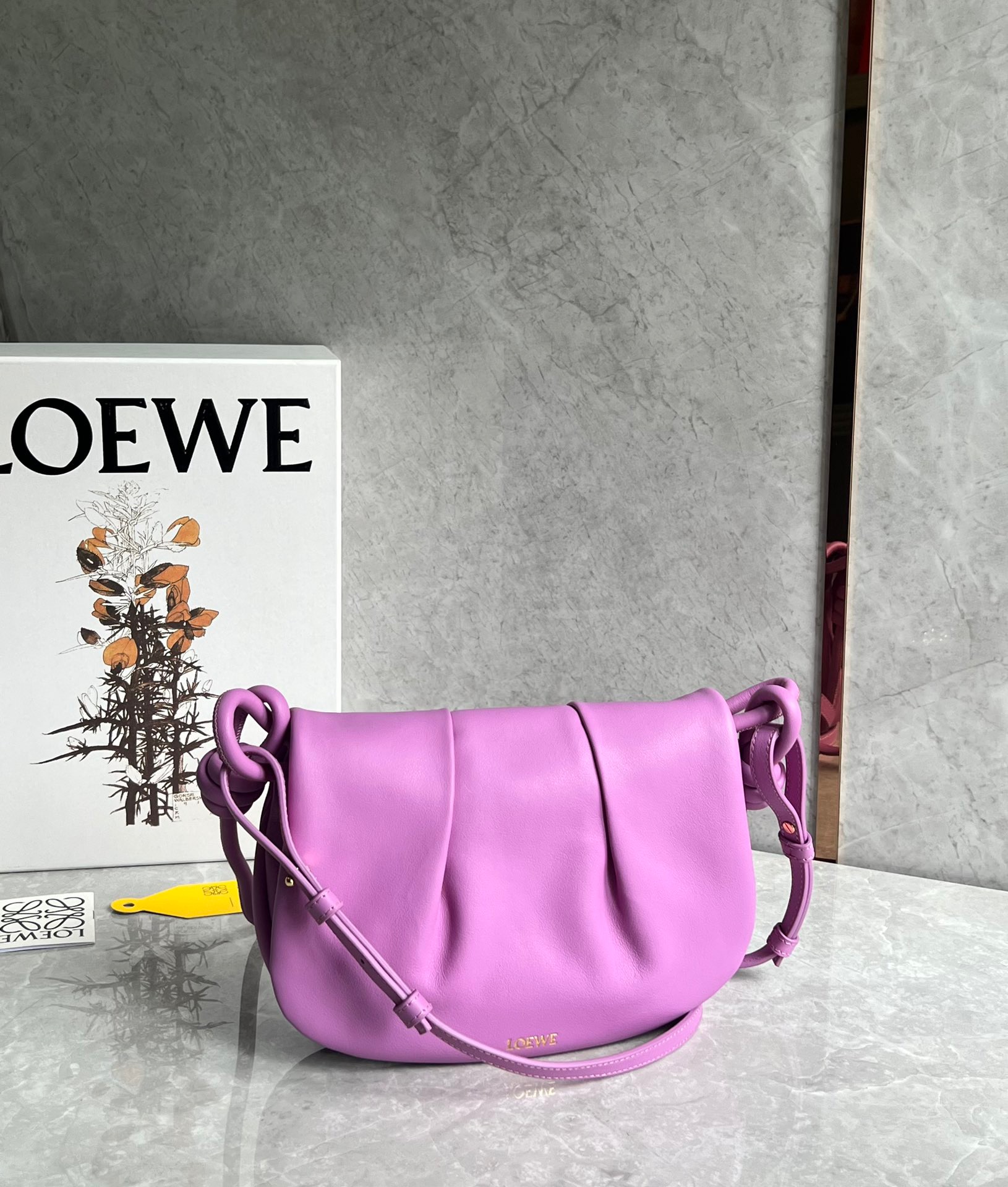로에베 Loewe Paseo Satchel 크로스 백 25CM