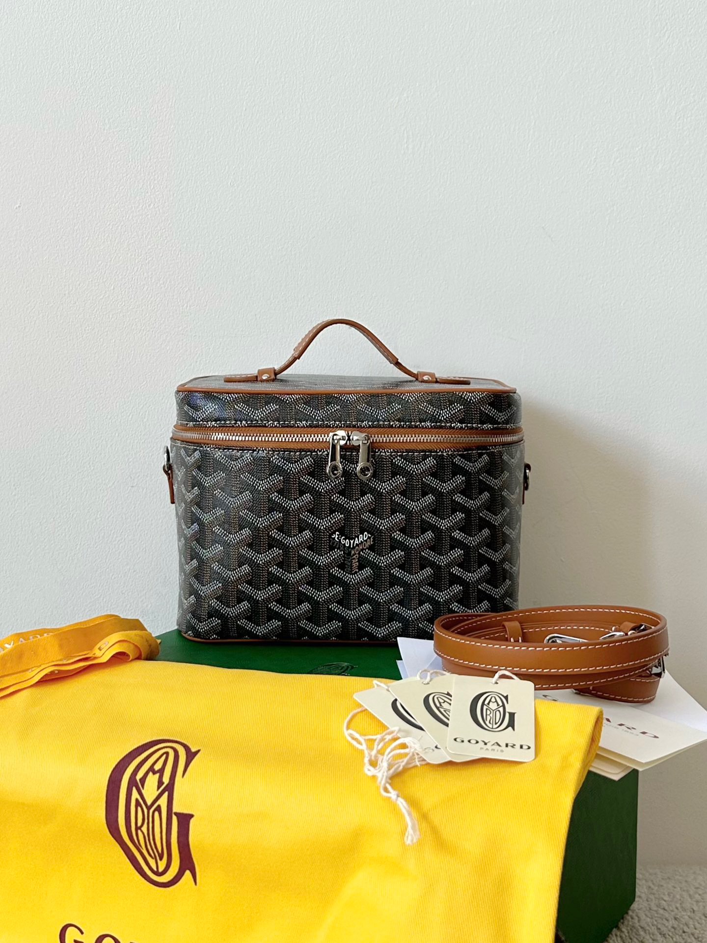 고야드 Goyard 파우치 20CM