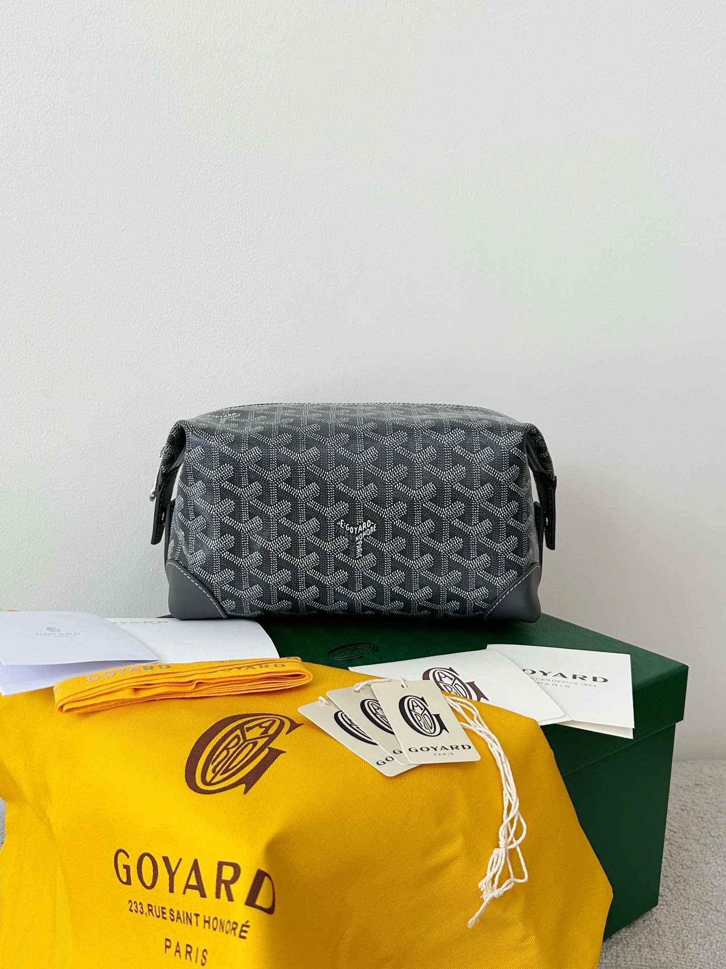 고야드 Goyard 파우치 24CM