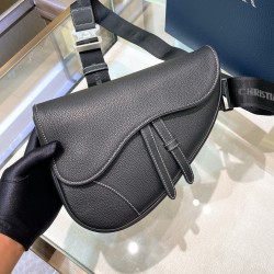 디올 Dior Saddle 크로스 백 28.6CM