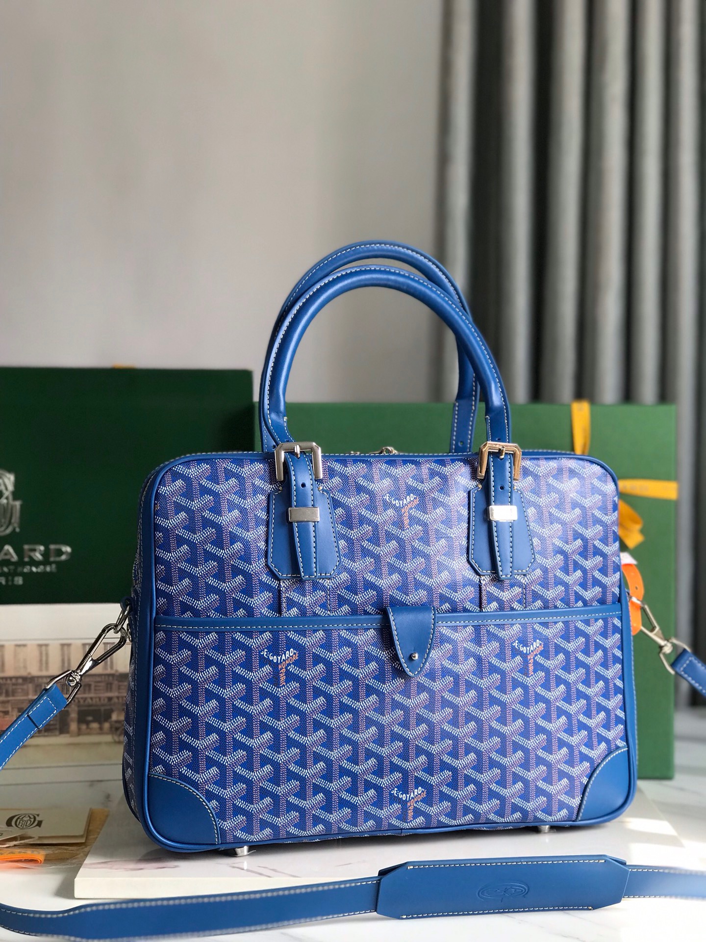 고야드 Goyard Ambassad messagebag 서류가방 35CM