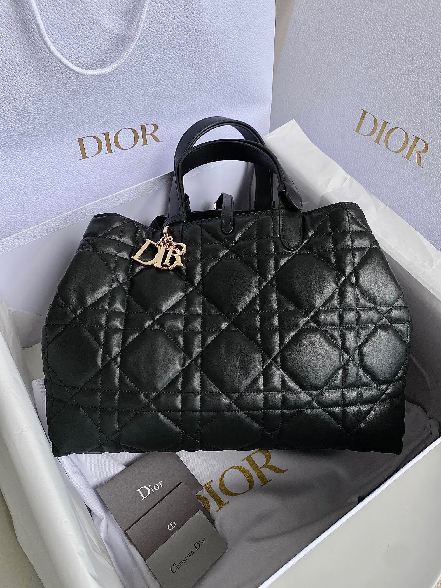 디올 Dior Toujours 탑 핸들백 37CM