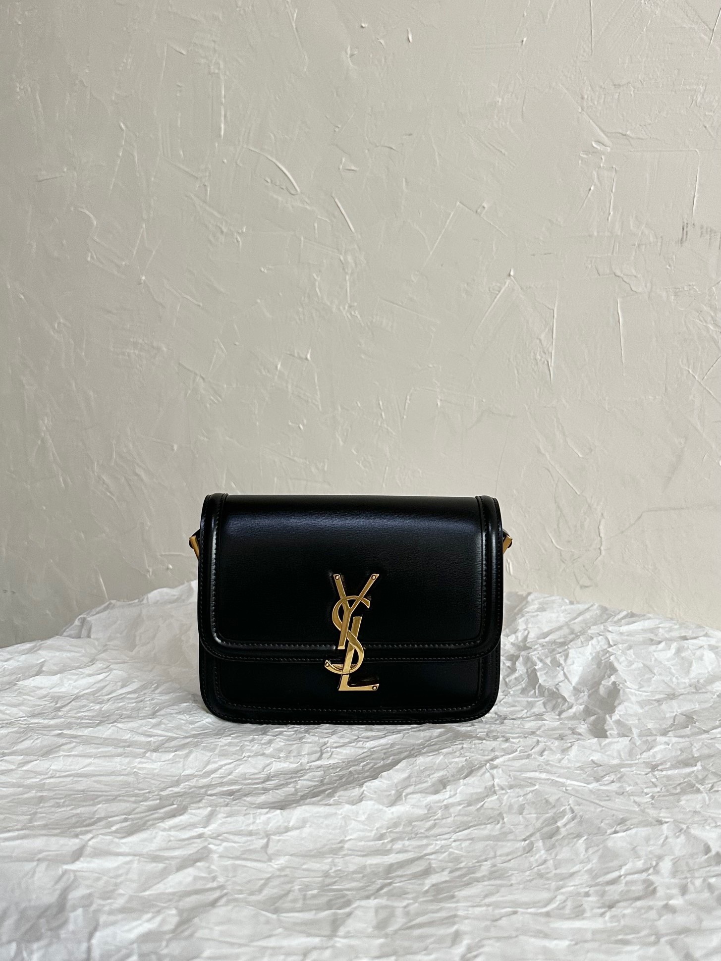 생로랑 Saint laurent/YSL 634306 솔페리노 미디움 사첼 인 박스 생로랑 레더 블랙 19CM