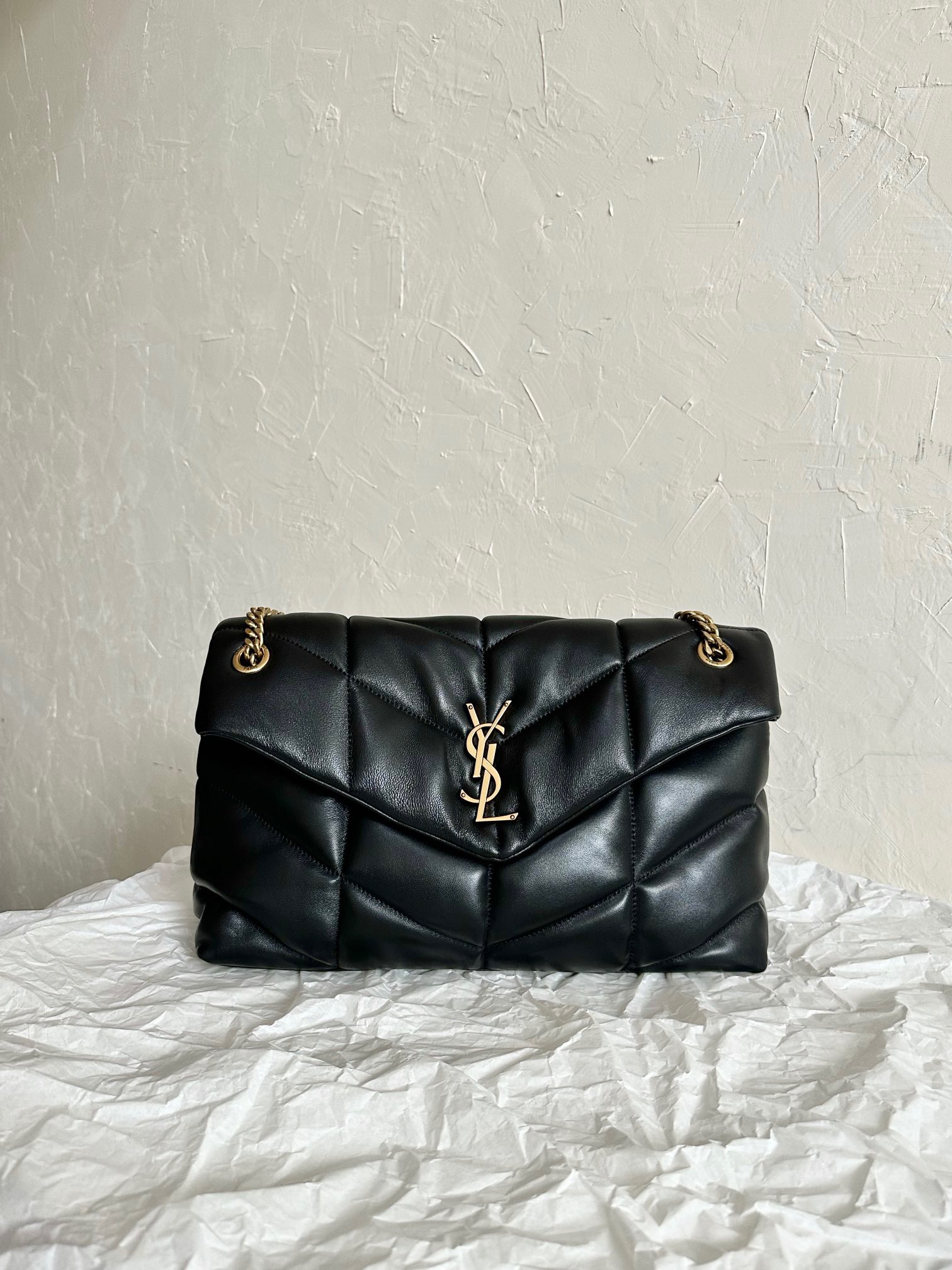 생로랑 Saint laurent/YSL 577475 Loulou Puffer 숄더백 35CM