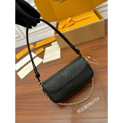 루이비통 Louis Vuitton 82154 숄더백 23.5CM