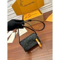 루이비통 Louis Vuitton 81783 크로스 백 18CM