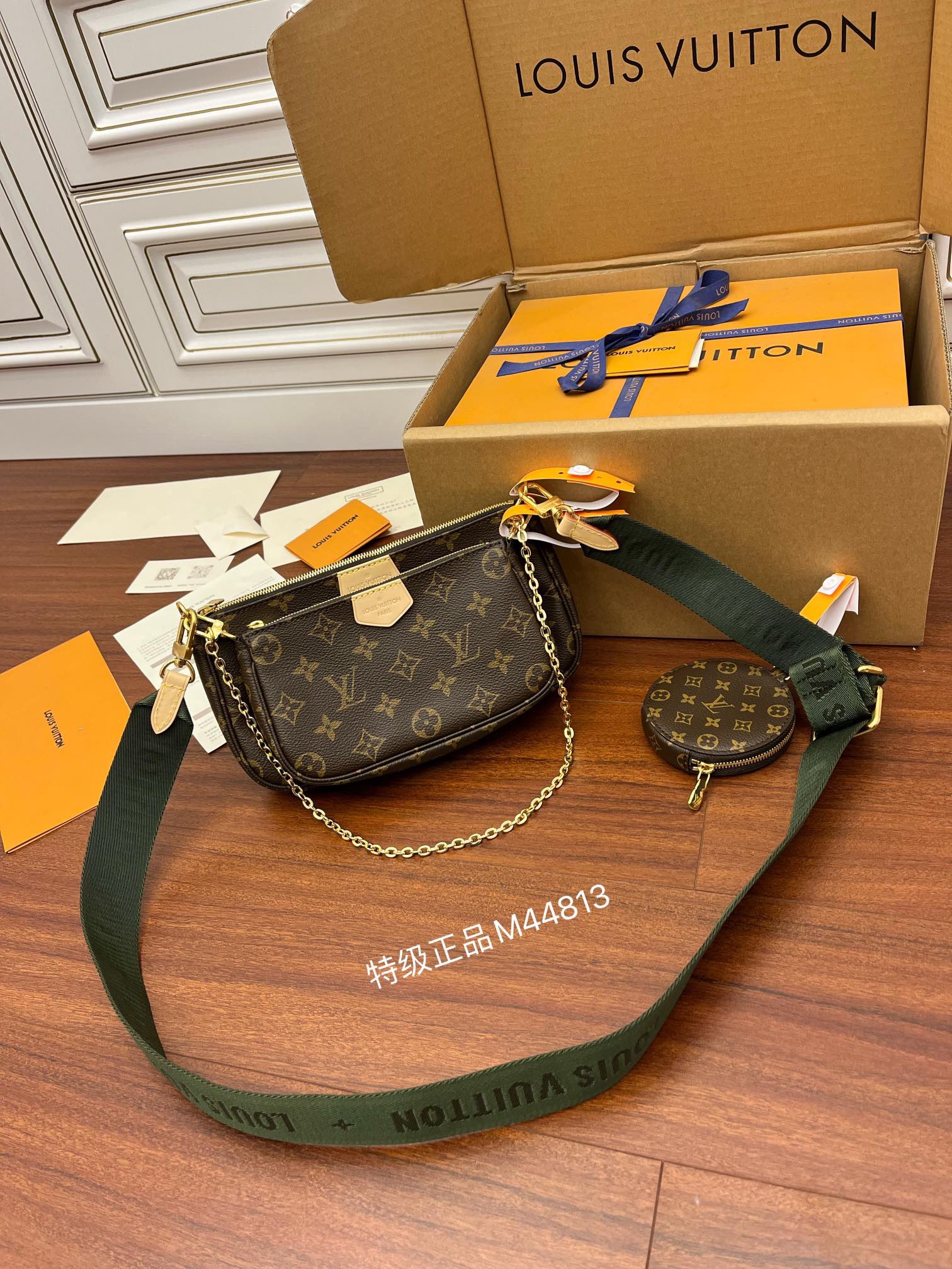 루이비통 Louis Vuitton 44813 크로스 백 24CM