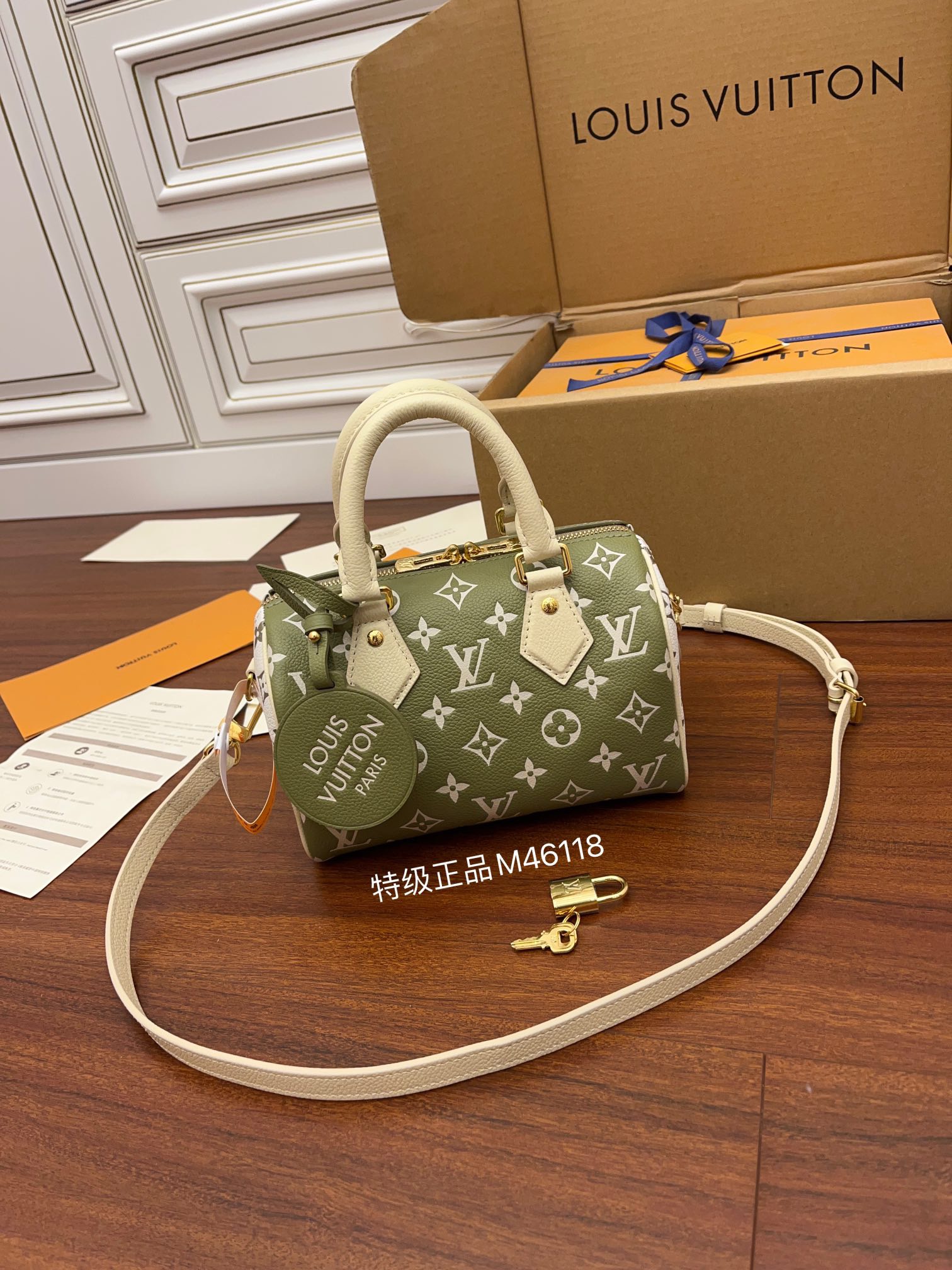 루이비통 Louis Vuitton 46118 탑 핸들백 20.5CM
