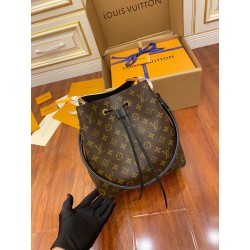 루이비통 Louis Vuitton 44020 버킷 백  26CM