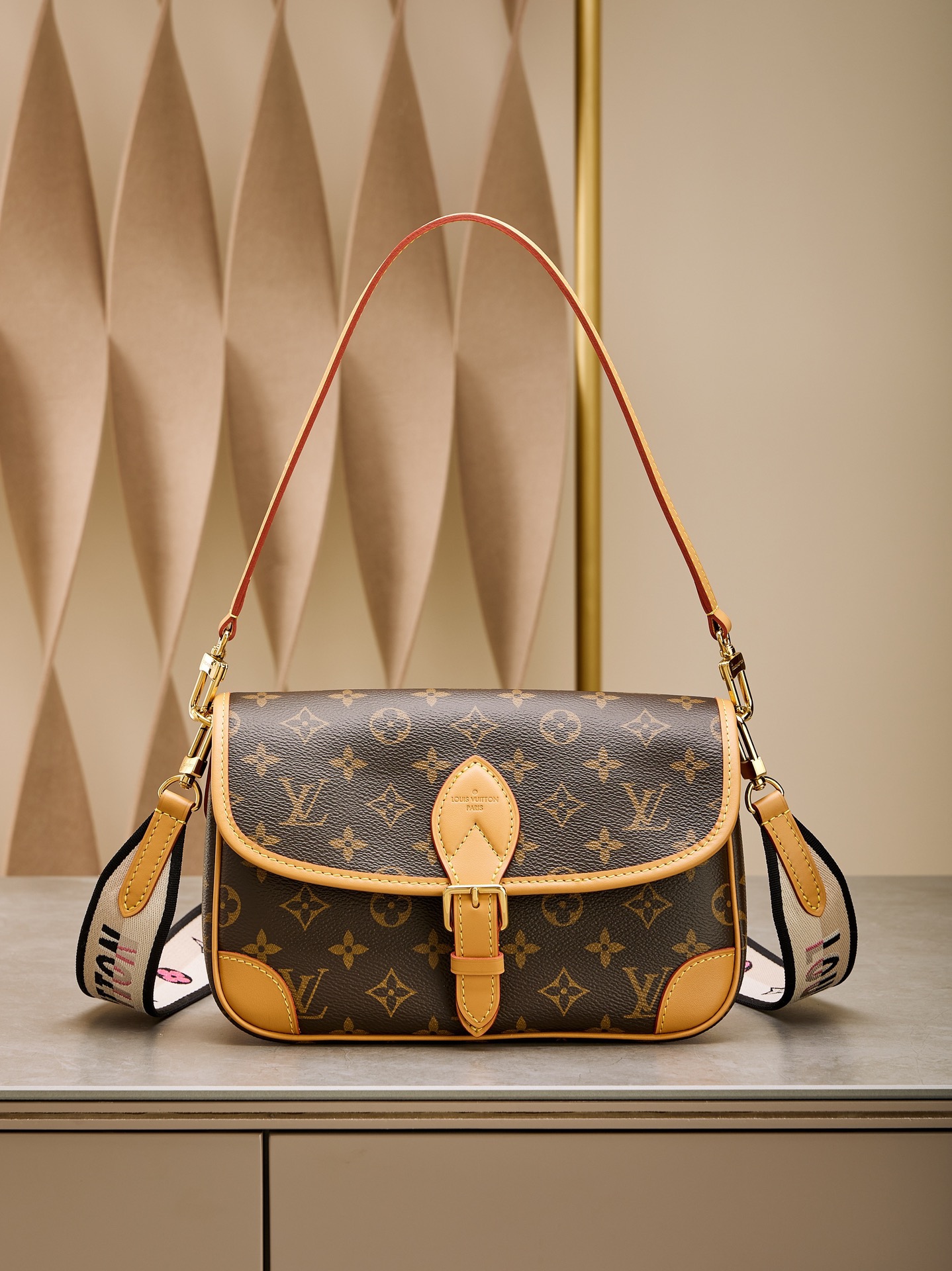 루이비통 Louis Vuitton 45985 크로스 백 24CM