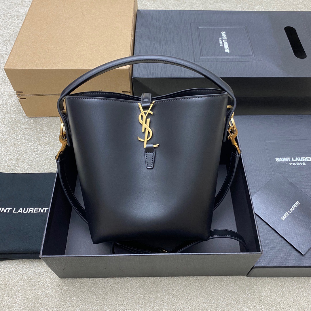 생로랑 Saint laurent/YSL 749036 Le 37 Small in Shiny Leather