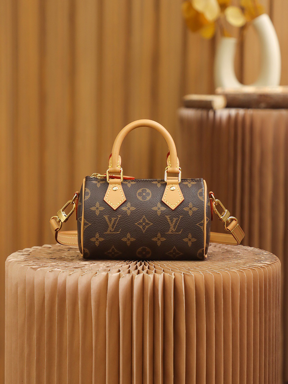 루이비통 Louis Vuitton 81086 미니백 16CM